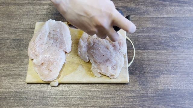 Сочное и нежное куриное филе в сливочно-грибном соусе