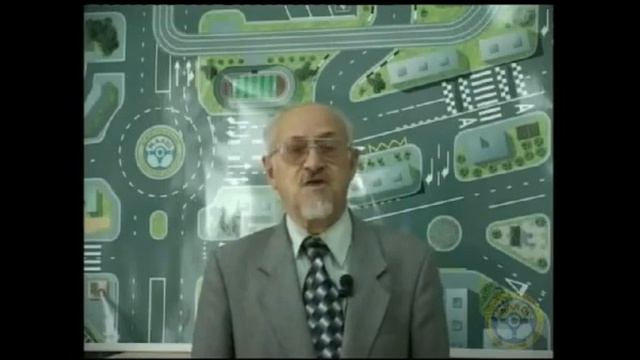 Урок 22. Буксировка механических транспортных средств. Перевозка людей и грузов