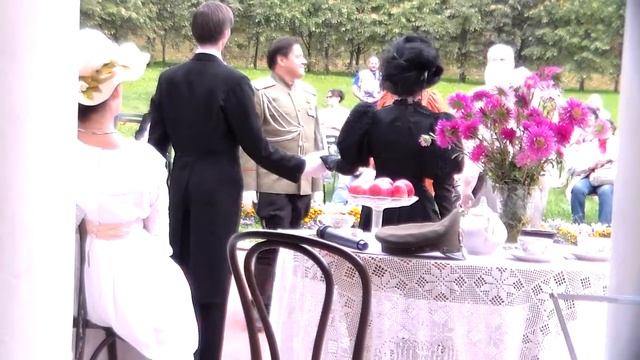 Кадриль "Лансье". Осень в усадьбе. 13.09.13. Музей "Горки Ленинские". смотреть онлайн