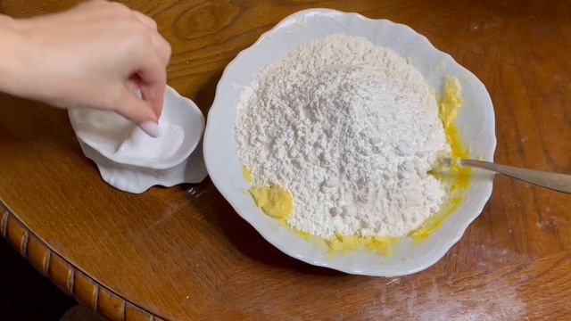 ПЕСОЧНОЕ ПЕЧЕНЬЕ. Очень нежное и рассыпчатое песочное печенье получается по этому рецепту.