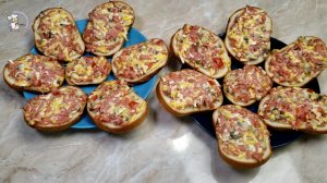 Рецепт вкусные бутерброды. Натрите Сосиски на Терке.