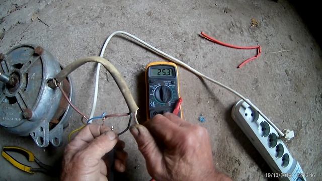 Как подключить двигатель от СТИРАЛЬНОЙ МАШИНЫ к 220 БЕЗ КОНДЕНСАТОРА смотреть онлайн