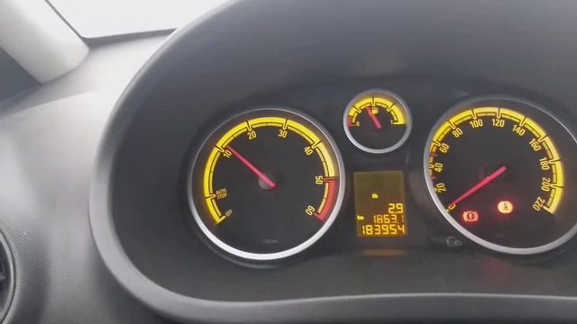 Opel Corsa 2011 1.3 cdti cold start -9.5°C смотреть онлайн