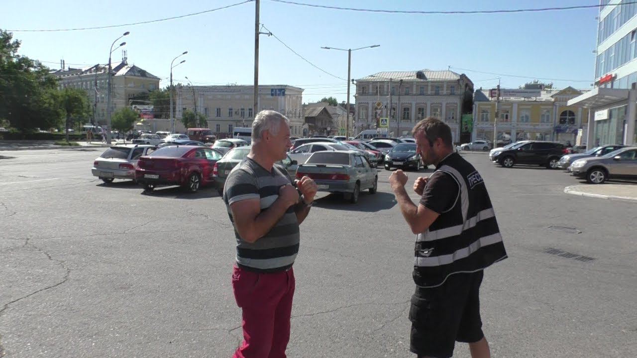 Астрахань. #4. Могу вмазать. Рыбное место прямо около Кремля.
