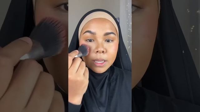 Elevate your daily routine with this quick and #easymakeuptutorial! Perfect for #makeupforbeginners