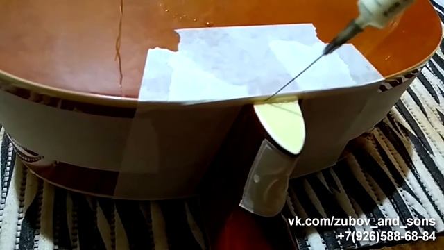 Приклейка пятки грифа акустической гитары смотреть онлайн