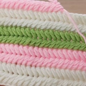 ?Легкое детское одеяло для вязания крючком для начинающих