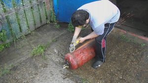 Коптильня горячего копчения из газовых баллонов.Резка газовых баллонов #2.