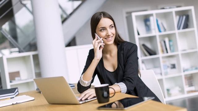 Стянув маску с грабителя, она потеряла дар речи... смотреть онлайн