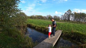 ВЫХОДНЫЕ НА ДАЧЕ. СТРЕЛЯЕМ ИЗ АРБАЛЕТА. ПРИЛЕТЕЛИ УТКИ.