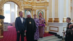 В праздник Крестовоздвижения митрополит Ферапонт вручил патриаршие награды