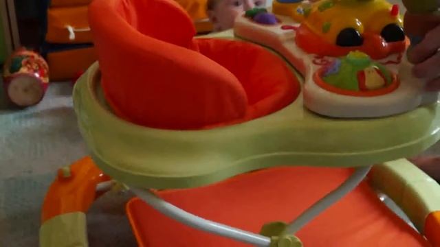 Ходунки. У ребенка полный восторг!!!