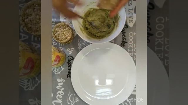 Вкусный завтрак. Бутерброды с авокадо и Нутриконом янтарь. смотреть онлайн