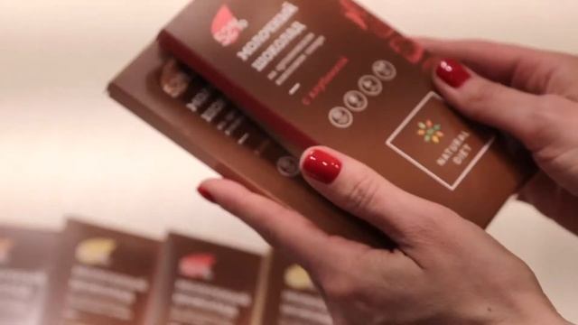 Молочный шоколад на органическом кокосом сахаре смотреть онлайн