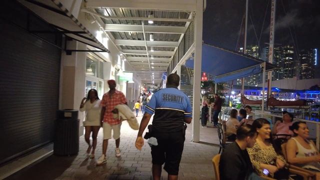 Walking Miami : Bayfront Park & Bayside Marketplace on Valentine's Day Evening 2021 смотреть онлайн