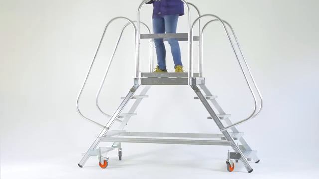 Мобильная лестница с платформой Svelt Ponte смотреть онлайн