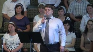 Я к пронзённым ногам приклониться хочу..