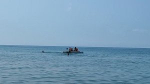 Спуск на воду самодельного электро катамарана.