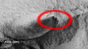 Vaisseau spatial  étranger Trouvé sur  la surface de Mars  le 19 juillet 2014