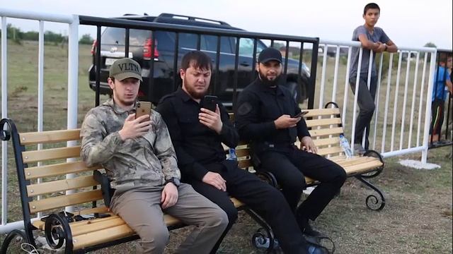 В п. Кундухово, г. Гудермес состоялось открытие новой спортивной площадки смотреть онлайн