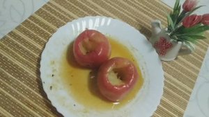 Запечённые яблоки с медом в микроволновке за 5 минут, просто таят во рту! Съедаются моментально