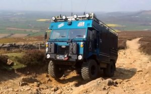 Интересные фургоны - Land Rover 101 Forward Control