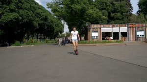 Поворачиваем на роликах (микровыпуск) | Школа роликов RollerLine Роллерлайн в Москве