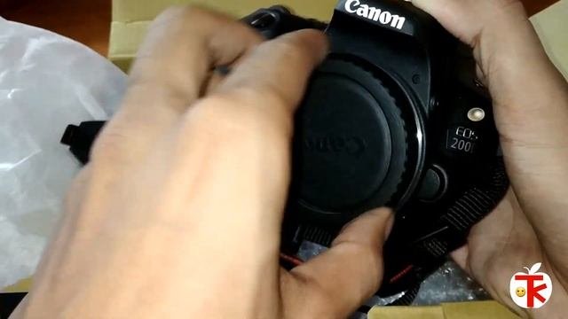 Canon EOS 200d Unboxing Hindi ¦ Price ¦ Full Box ¦ Review In Hindi ¦ Feature Described In Hindi