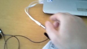 Разветвитель для подключения гарнитуры к ноутбуку.