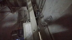 Станция Arkel (Турция) не закрывает двери кабины, разбираемся в чем проблема. Запускаем лифт.