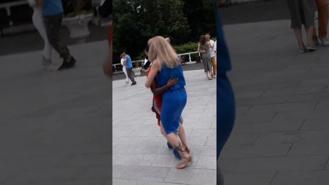 Kizomba | ?Яркие красотки танцуют кизомбу | Tarraxo | Кизомба