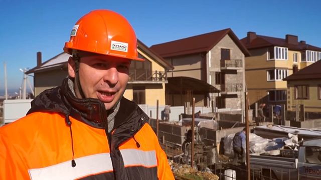 ВЛОГ 9 Опорная стена на наклонном участке #СТРОИМтеплыйДОМ смотреть онлайн