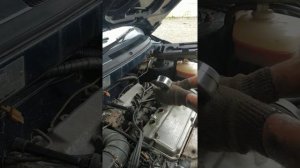 Замер компрессии в цилиндрах Mitsubishi Chariot