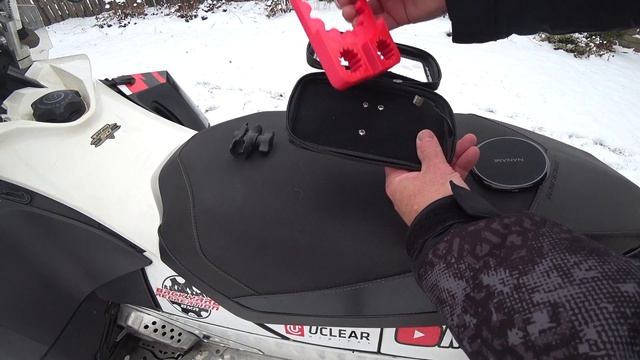 HOW TO INSTALL iPHONE MOUNT ON SNOWMOBILE смотреть онлайн
