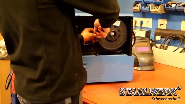 Schweißgerät STAHLWERK MIG MAG 200 -  DC TIG Inverter  E-Hand  MMA Deutsch