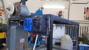 38) Отрезной станок из 230 болгарки своими руками, Самодельный станок для гаража, DIY