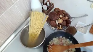 БЫСТРАЯ ПАСТА С ГРИБАМИ ВКУСНО, НЕДОРОГО И ЛЕГКО