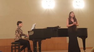 Nina Karapetyan  - R.Schumann "Weit, weit"