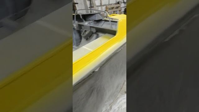 вездеход на гусеницах своими руками, момент покраски! смотреть онлайн