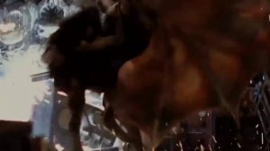 оборотень и гибрид против Дракулы и вампиры