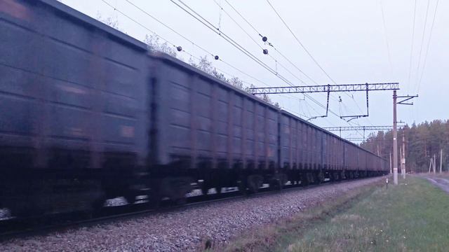 Электровоз ВЛ10К-1222 С грузовым составом смотреть онлайн