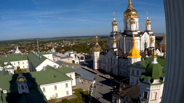 Колокольный звон Почаевской Лавры 2017 0519 085950 009