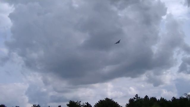 WOW RC CRASHes by LOADS F7F Tigercat New RC Planes Crazy Flying Monkeys in the Air смотреть онлайн