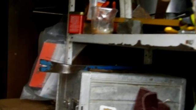 Как повесить карниз с занавеской на скотном дворе и не сойти с ума