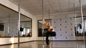 Julia Pajula: Pole Dance & Fitness Studio