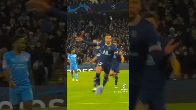 Легендарное празднование мбаппе⚽️