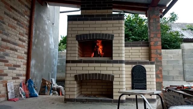 Бюджетная уличная печь из кирпича своими руками