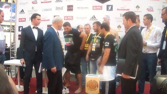 Руслан Чагаев - Йово Пудар (взвешивание) смотреть онлайн