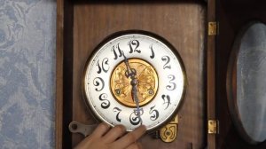 Старинные настенные часы Junghans