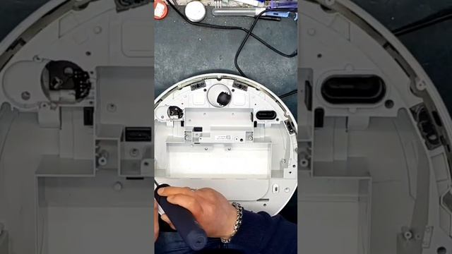 Сборка Робот-пылесос Xiaomi Mi Robot Vacuum- Mop 2C